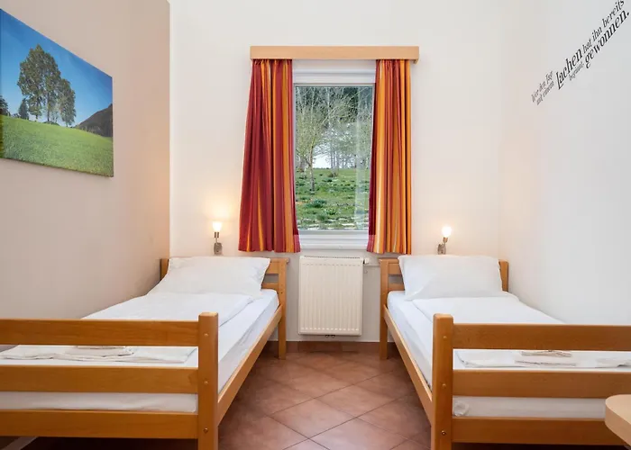 Appartement Apartmentdorf Floesserstube *